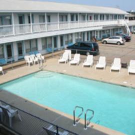 Dolphyn Motel