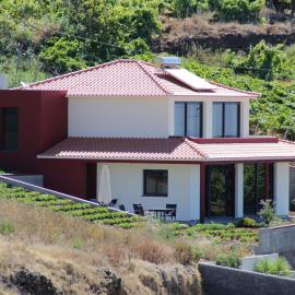 Villa Pinheira I, hotel in Calheta