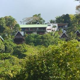 Mango Lodge, hotel en Anse Volbert Village