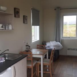 Hjartarstaðir Guesthouse, hotel Eiðarban