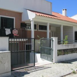 Residencial Marialva Park, hotell sihtkohas Corroios