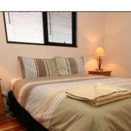 Glenaire apartments at Meredith, hotel i Strahan