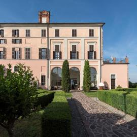 Isola d'Asti에 위치한 호텔 Sunstar Hotel Piemont Castello di Villa