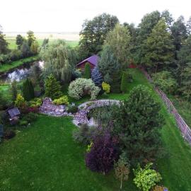 Wieża nad Biebrzą, hotel u gradu Dolistowo