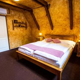 Areal Salas, hotel a Kajlovec