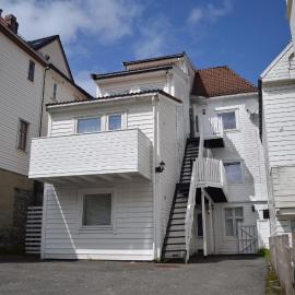 LS Apartments, hotell Bergenis