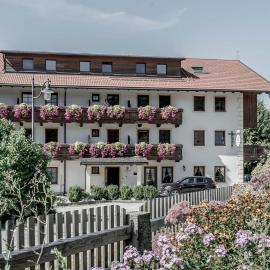 Nußdorf am Inn में, होटल Schneiderwirt