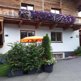 Ferienwohnung Fichtler, hotel a Sankt Johann in Tirol