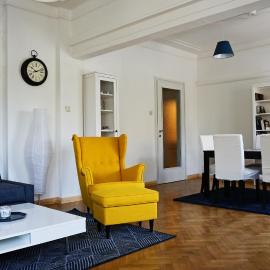 Vitosha Blvd Residence Spacious 2BR NDK, hotell Sofias