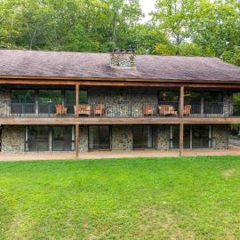The Lodge in Sugar Hollow, Hotel in Crozet