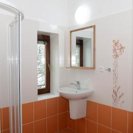 Restaurace Obůrka, hotel u gradu Blansko