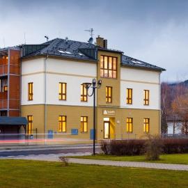 Hotel Valdes, отель в городе Лоучна-над-Десноу