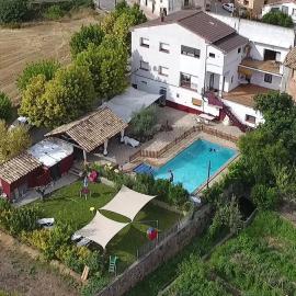 Casa Trillo Apartamentos, hotel i Torres del Obispo