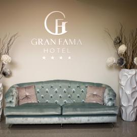 Sercotel Gran Fama，阿爾梅里亞的飯店