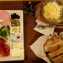 Hotel 1453