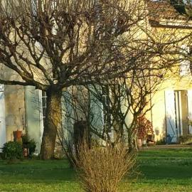 Gîte entre Bordeaux et Saint-Emilion, hotel a Génissac