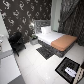 White Fort Hotel