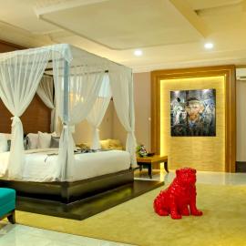 Raintree Boutique Villa & Gallery