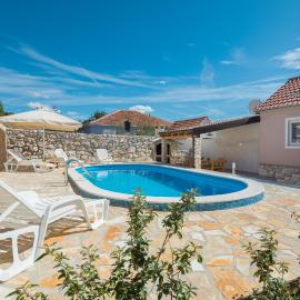 Villa Stara Kula, Hotel in Ljubitovica