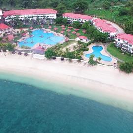 Canyon Cove Hotel and Spa: Nasugbu şehrinde bir otel