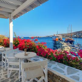 Vardia Bay Studios, hotel en Karavostasi