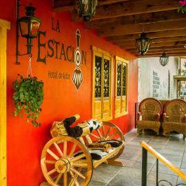 Viesnīca Hotel La Estacion pilsētā Krīla
