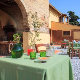 Agriturismo Tenuta Vallelunga, hotel Guasticcében
