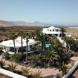 Casa Ronda, hotel in Charco del Palo