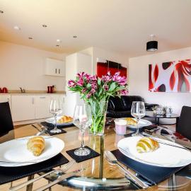 UR City Pad - Regent Wharf, hotel in Walsall