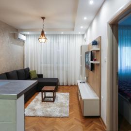 Apartment Promenada, hotel in Novi Sad