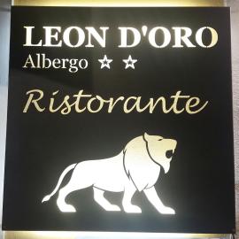 에스테에 위치한 호텔 Albergo Ristorante Leon d'Oro