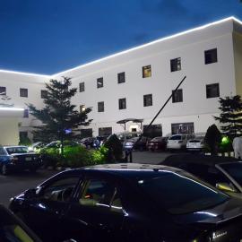 De Santos Hotel, hotell i Agege