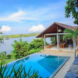 Sea Heart House on Koggala Lake