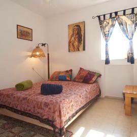 Irit's Apartment, viešbutis mieste Neve Ilan