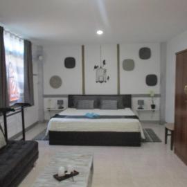Similan Hotel, hotel in Bang Tao Beach