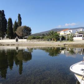 Apartments Ana, hotel u Sreseru