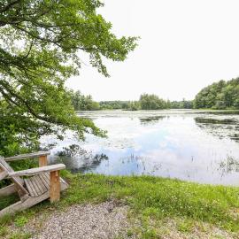 Tuxbury Pond Camping Resort Tiny House Murphy, готель у місті Саут-Гемптон