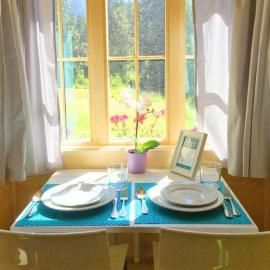 Leavenworth Camping Resort Tiny House Adeline, hotel in Leavenworth