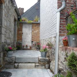 Autrefois chez Lina, hotel v destinaci Dinant