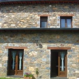 Hotel Rural El Caseron de Linarejos, מלון בLinarejos