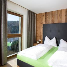 Familyparadies GAMPLALM, Hotel in Lana