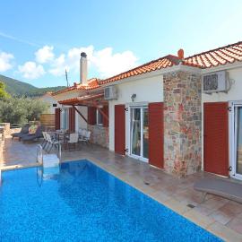 Pablo's Resort, hotel Sztáfiloszban