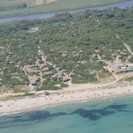 Camping Golfo dell'Asinara, hotel Platamonában