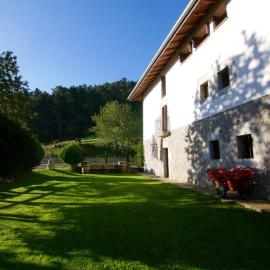 Casa Rural Endeitxe、Ereñoのホテル