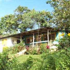 Ecotopía Park, hotel i El Hoyo del Cacao