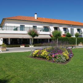 Hotel des Pins, hotell i Soulac-sur-Mer