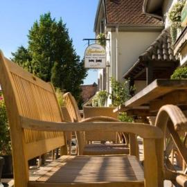 Leuchtners an der Rennbahn, hotel v destinácii Iffezheim