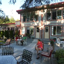 케치칸에 위치한 호텔 Black Bear Inn