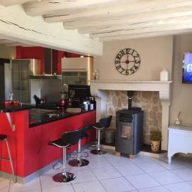 Maison D Helene, hotel Villy városában