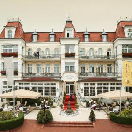 SEETELHOTEL Villa Esplanade mit Aurora die zwei Villen als Rückzugsorte mit Stil, Genuss und Geschichte, хотел в Херингсдорф